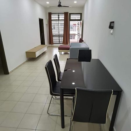 Infinity Homestay Bandar Cemerlang Ulu Tiram Ngoại thất bức ảnh