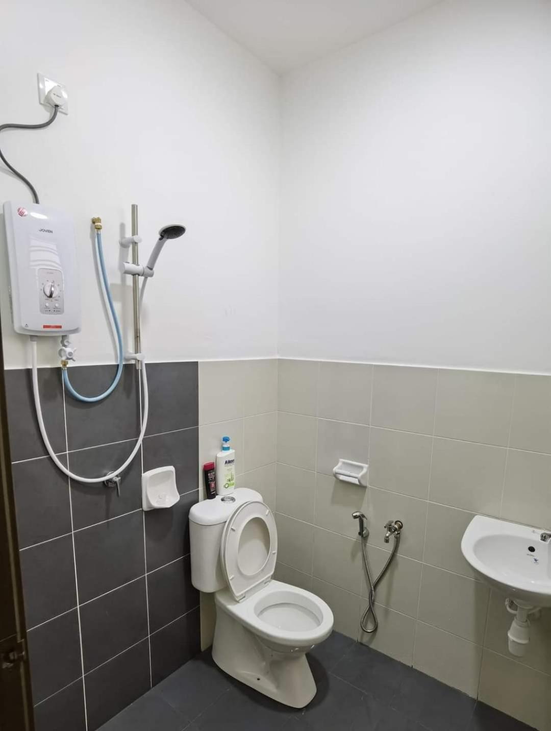 Infinity Homestay Bandar Cemerlang Ulu Tiram Ngoại thất bức ảnh