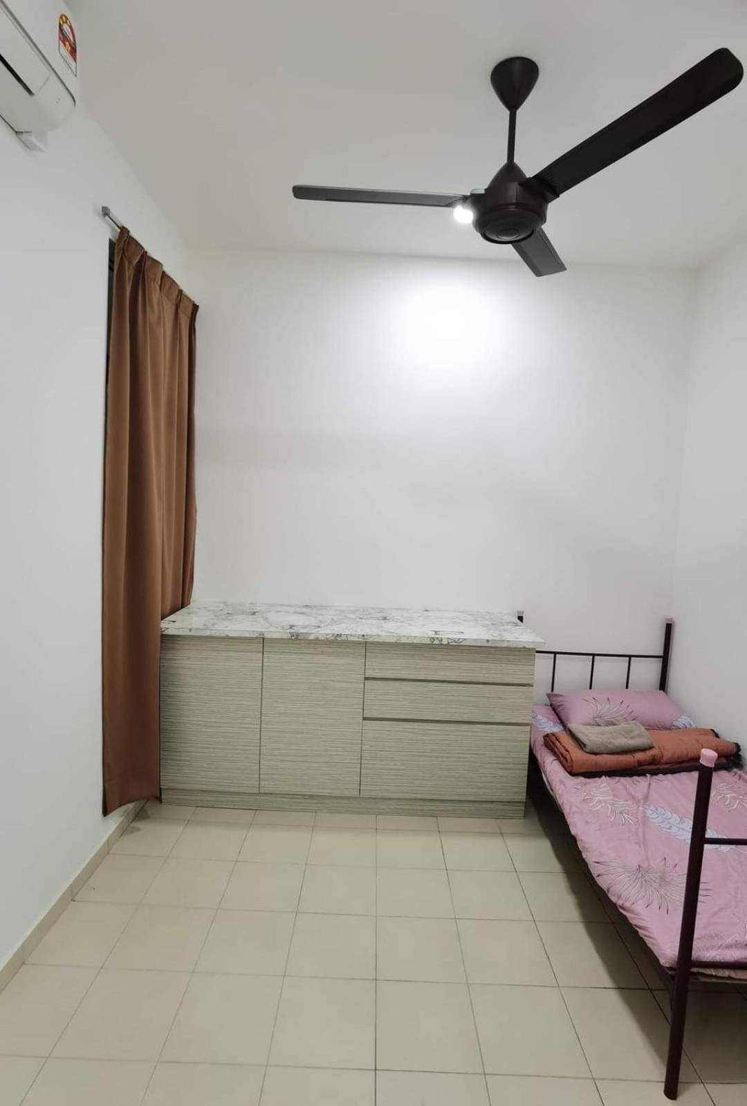 Infinity Homestay Bandar Cemerlang Ulu Tiram Ngoại thất bức ảnh